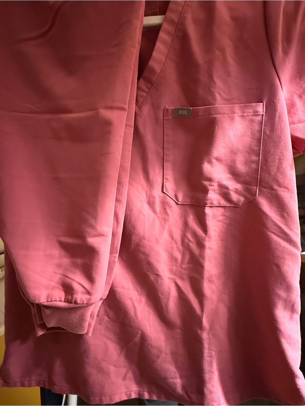 Figs Women’s Rose Pink V-Neck Scrub Top and joggers set.
